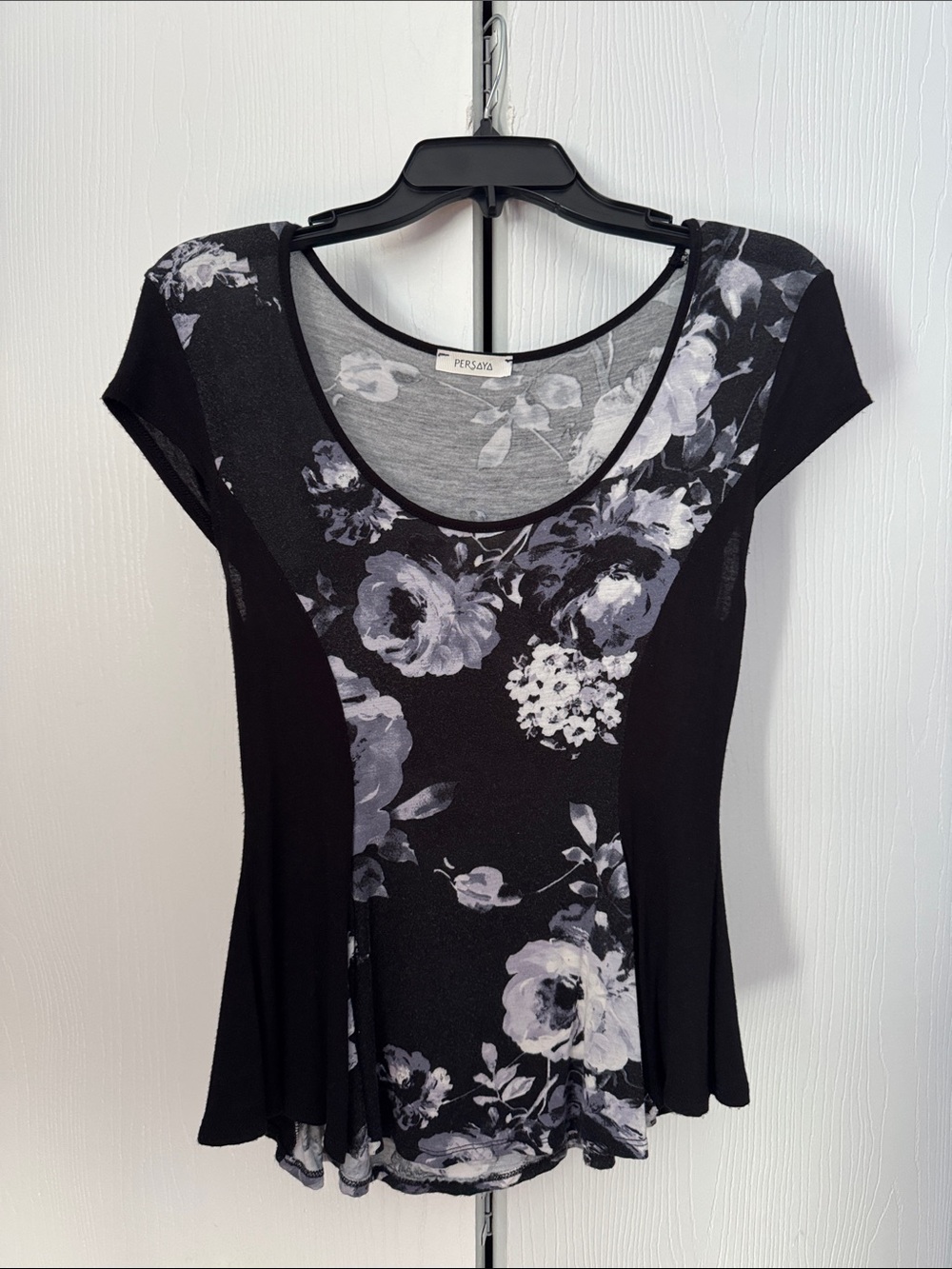 Persaya Black Floral Scoop Neck Tunic Top